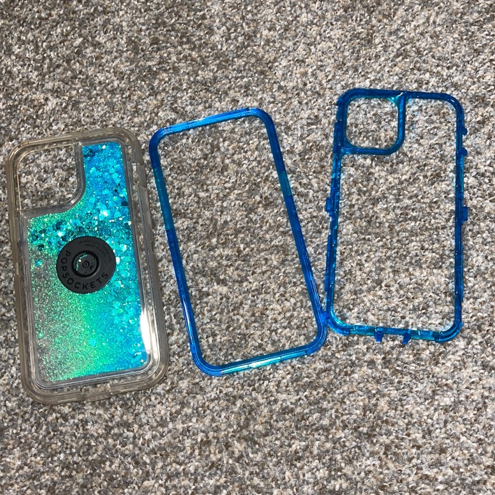 Gently used: Durable IPhone 12 + Pro Max Glitter Phone Case